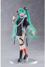 Hatsune Miku Fashion Punk Ver. Figure