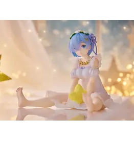Rem Star Dreamy Ver. Desktop Cute Figure