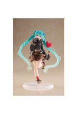 Hatsune Miku Fashion Outdoor Ver. Figure