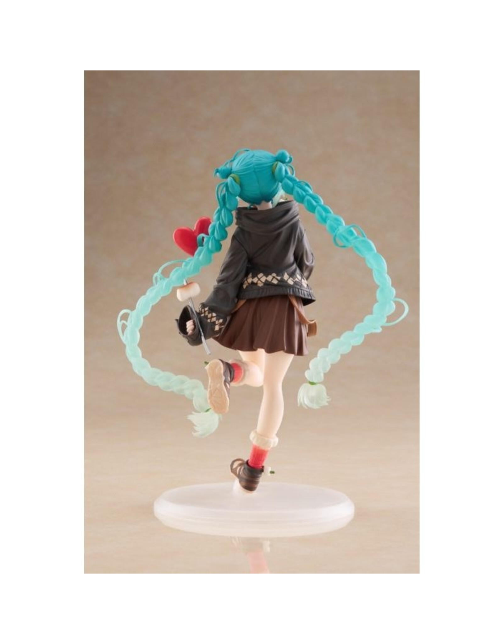 Hatsune Miku Fashion Outdoor Ver. Figure
