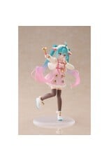 Hatsune Miku Seven Little Goats Wonderland Figure *Pre-order*