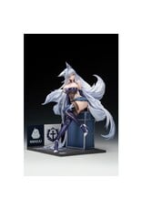 Azur Lane Shinano Moonlit Chrome Ver. 1/7 Scale Painted Figure *Pre-order* *DEPOSIT ONLY*