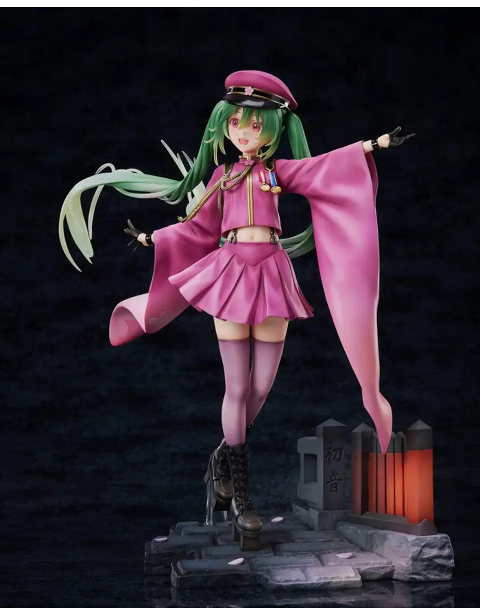Hatsune Miku 10th Anniversary Senbonzakura 1/7th Scale Figure