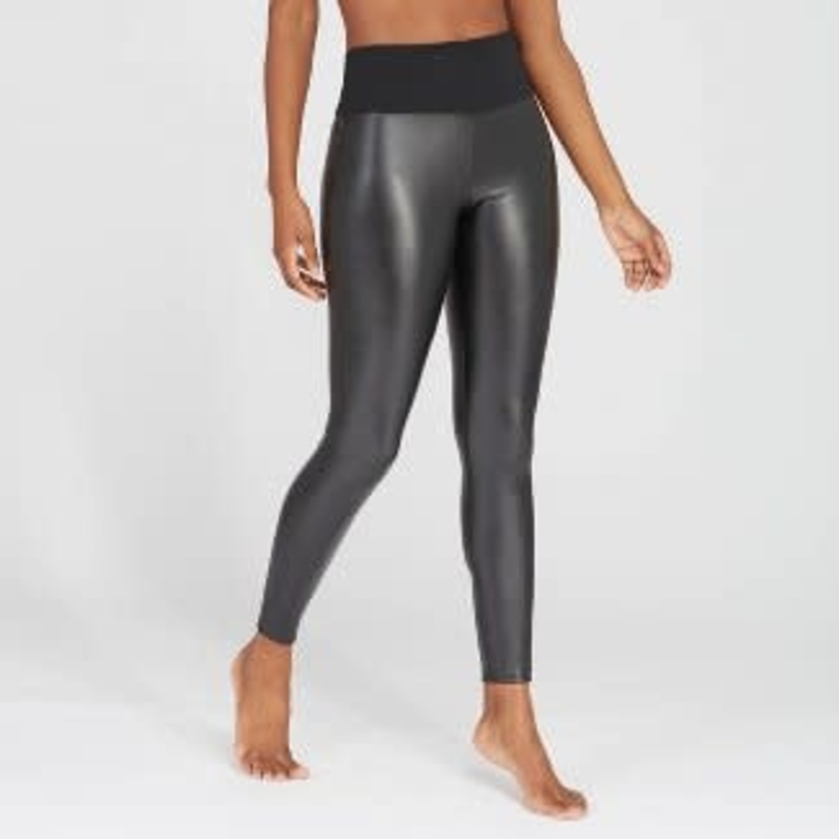 assets by spanx women's all over faux leather leggings