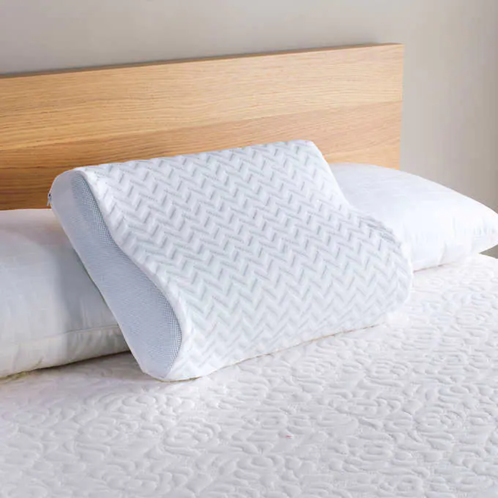 Comfort Tech SERENE Comfort Foam Traditional Pillow