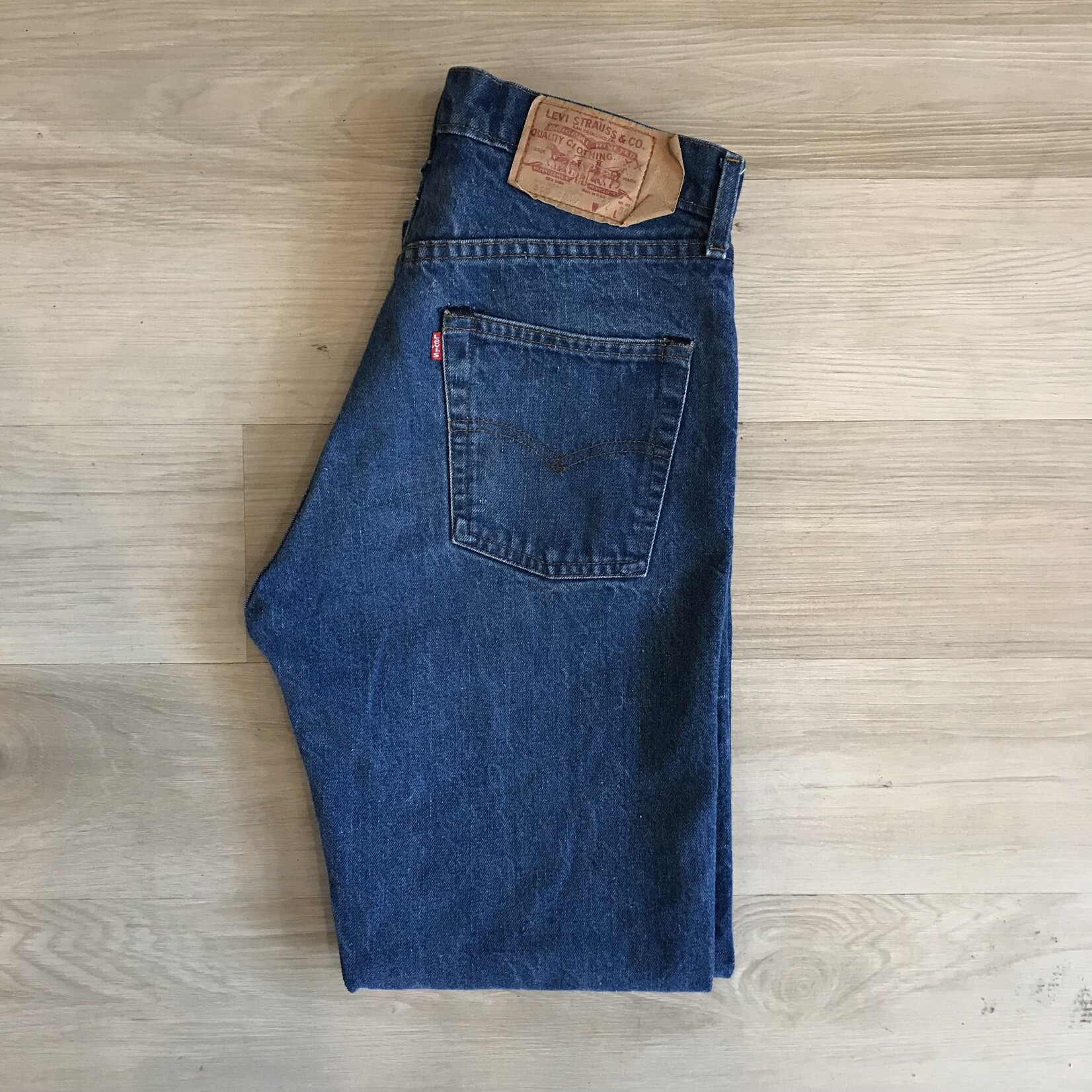 12697	80's levi's 505 jeans sz 32 x 30