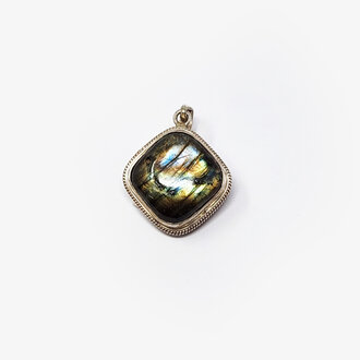 Labradorite Sterling Silver Pendant