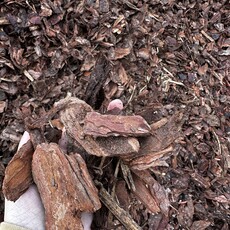 BULK PINE BARK MULCH PER SCOOP