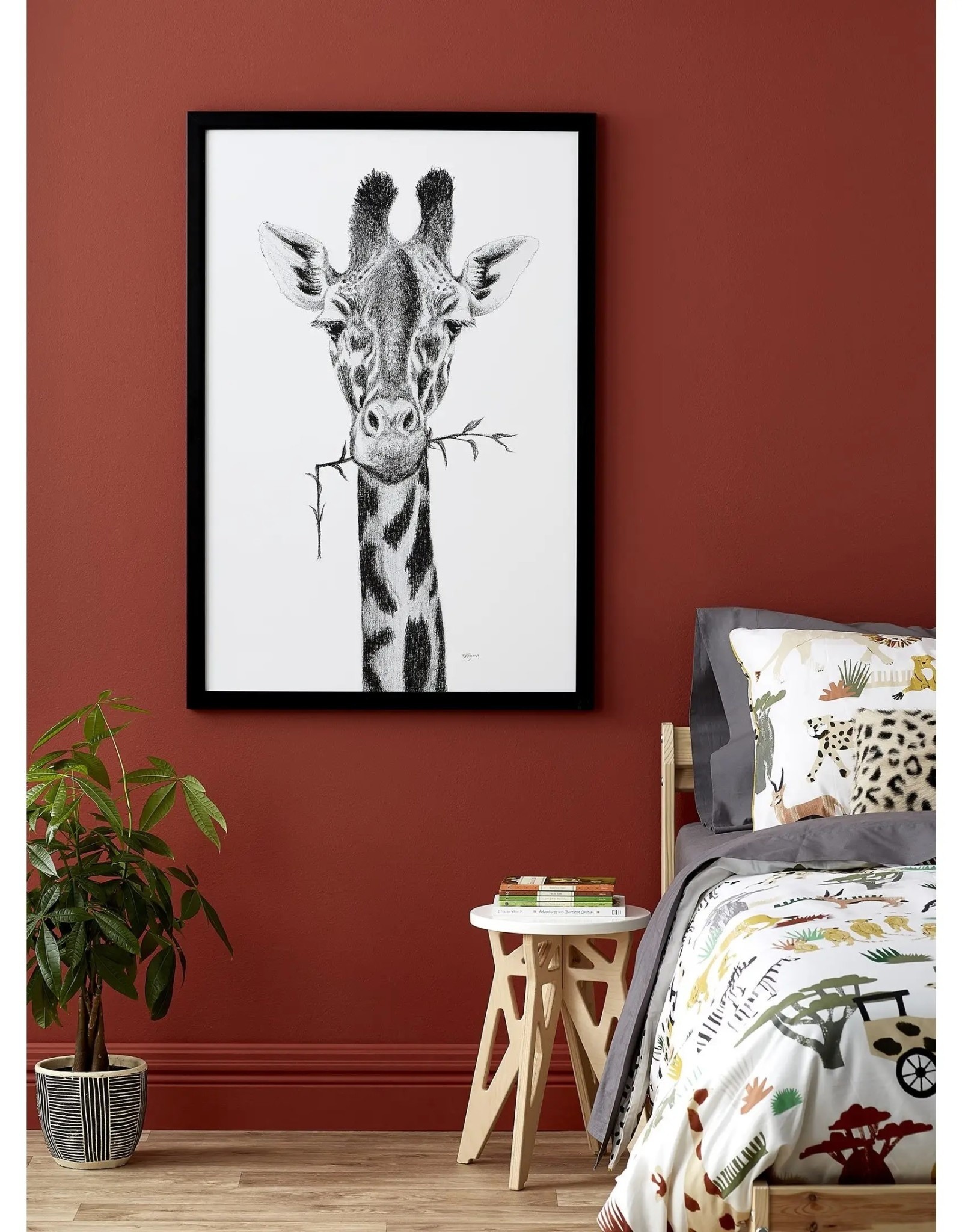 Le Nid - Girafe Portrait  Paper - 12x18