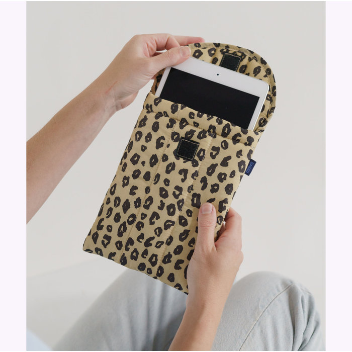 Baggu Honey Leopard Puffy Tablet Sleeve 8"