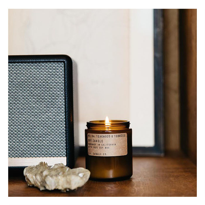 Teakwood candle 2024
