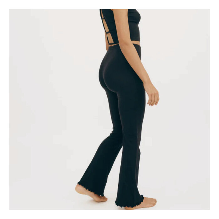 Organic Basics Organic Basics Black Core Rib Flare Leggings