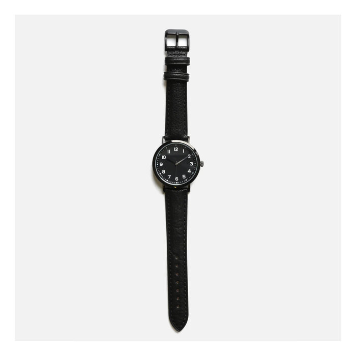 Curated Basics Classic Black Watch