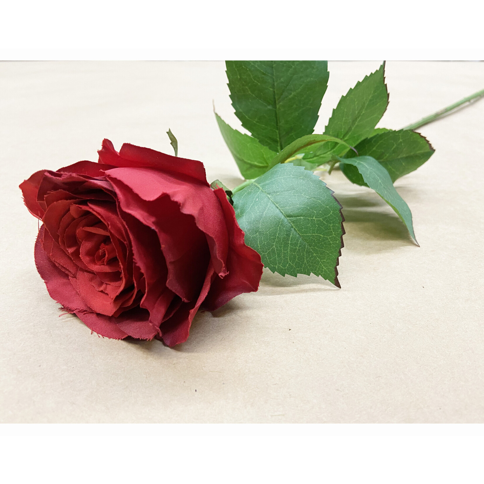 27.5" COTTAGE ROSE BUD SPRAY RED