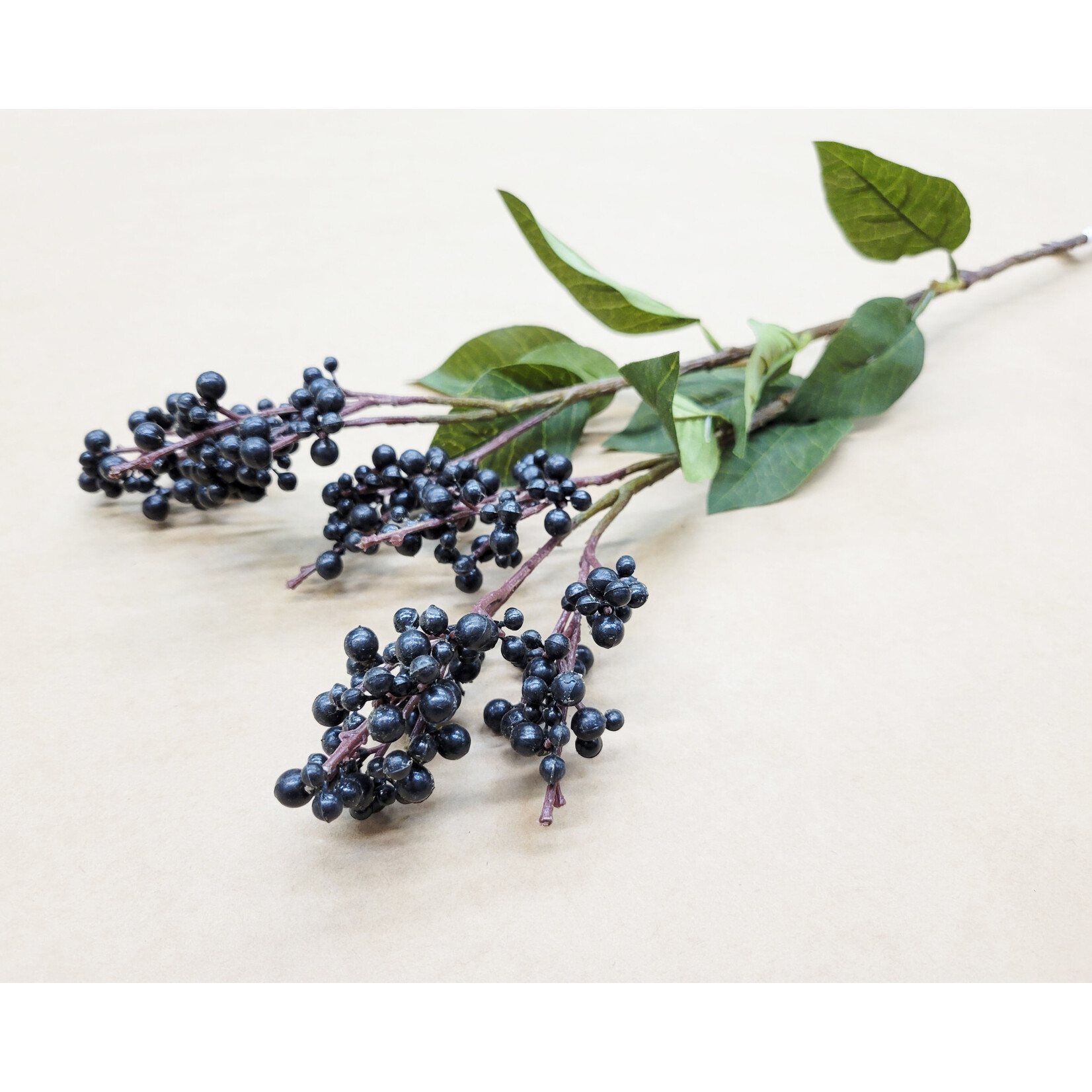 25.25" LECOSDA BERRY SPRAY BLACK