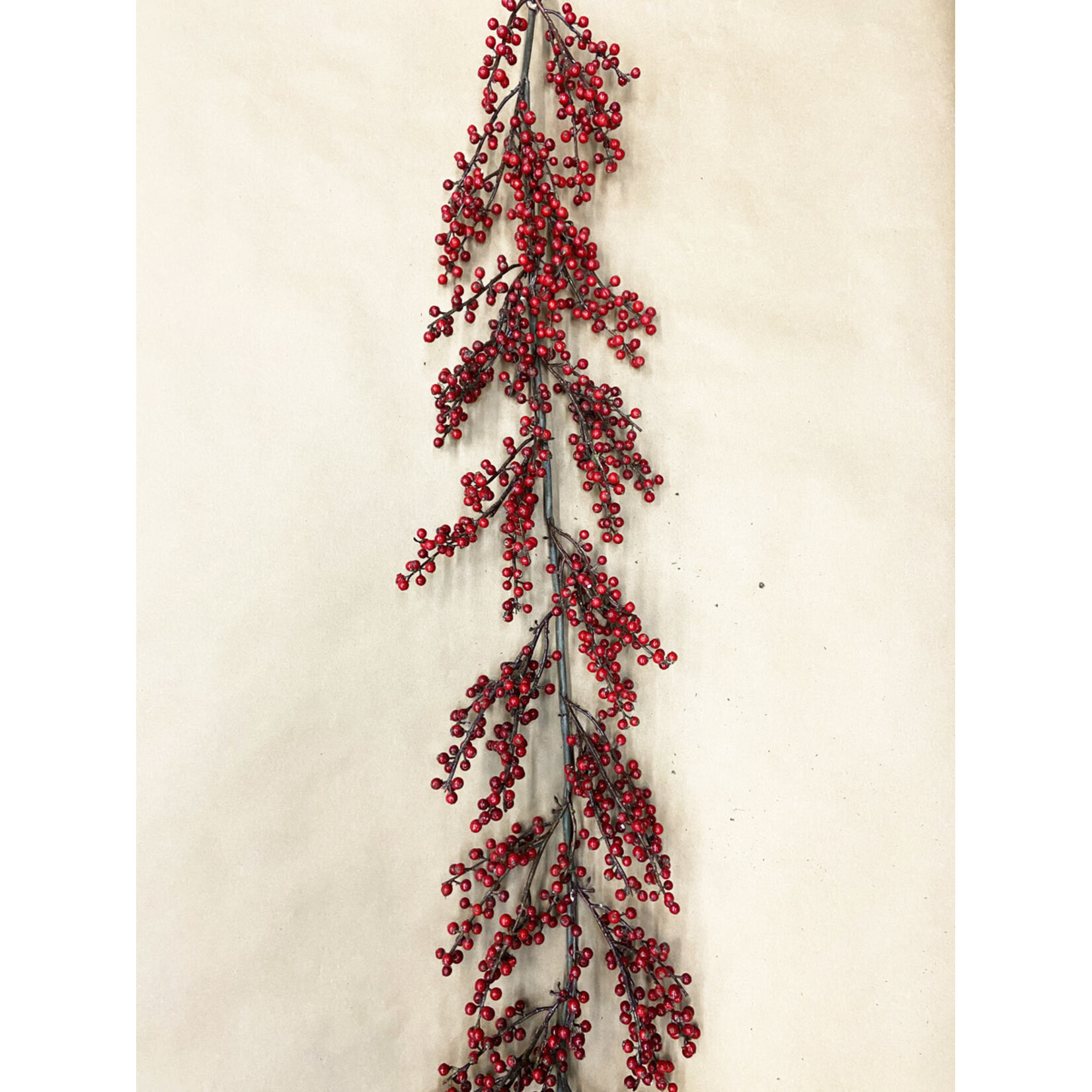 72" BERRY GARLAND RED