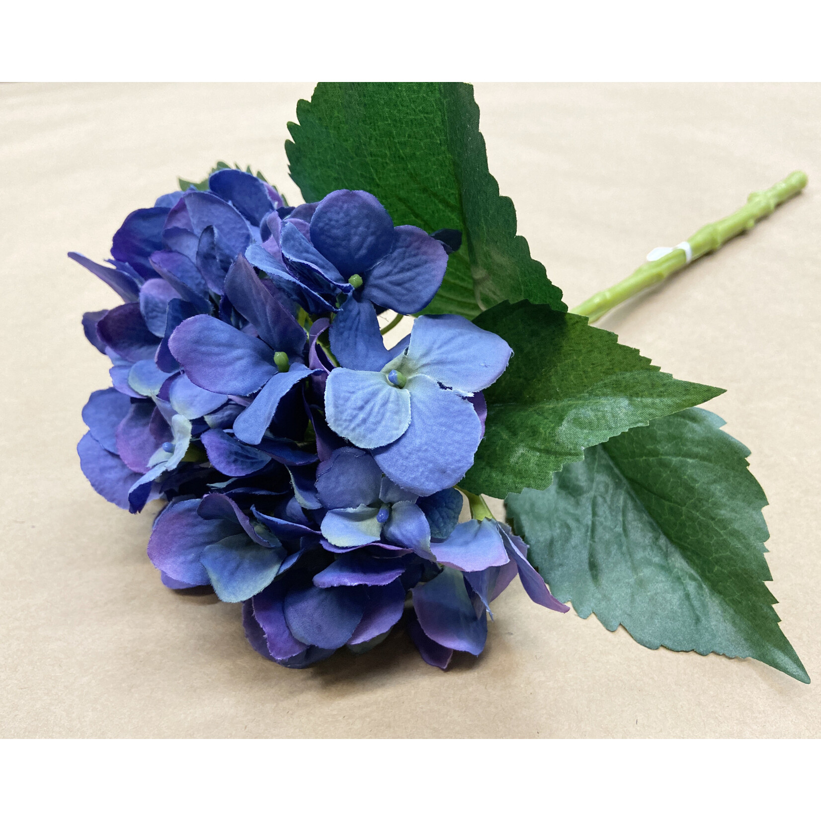 19''HYDRANGEA SPRAY BLUE HELIO