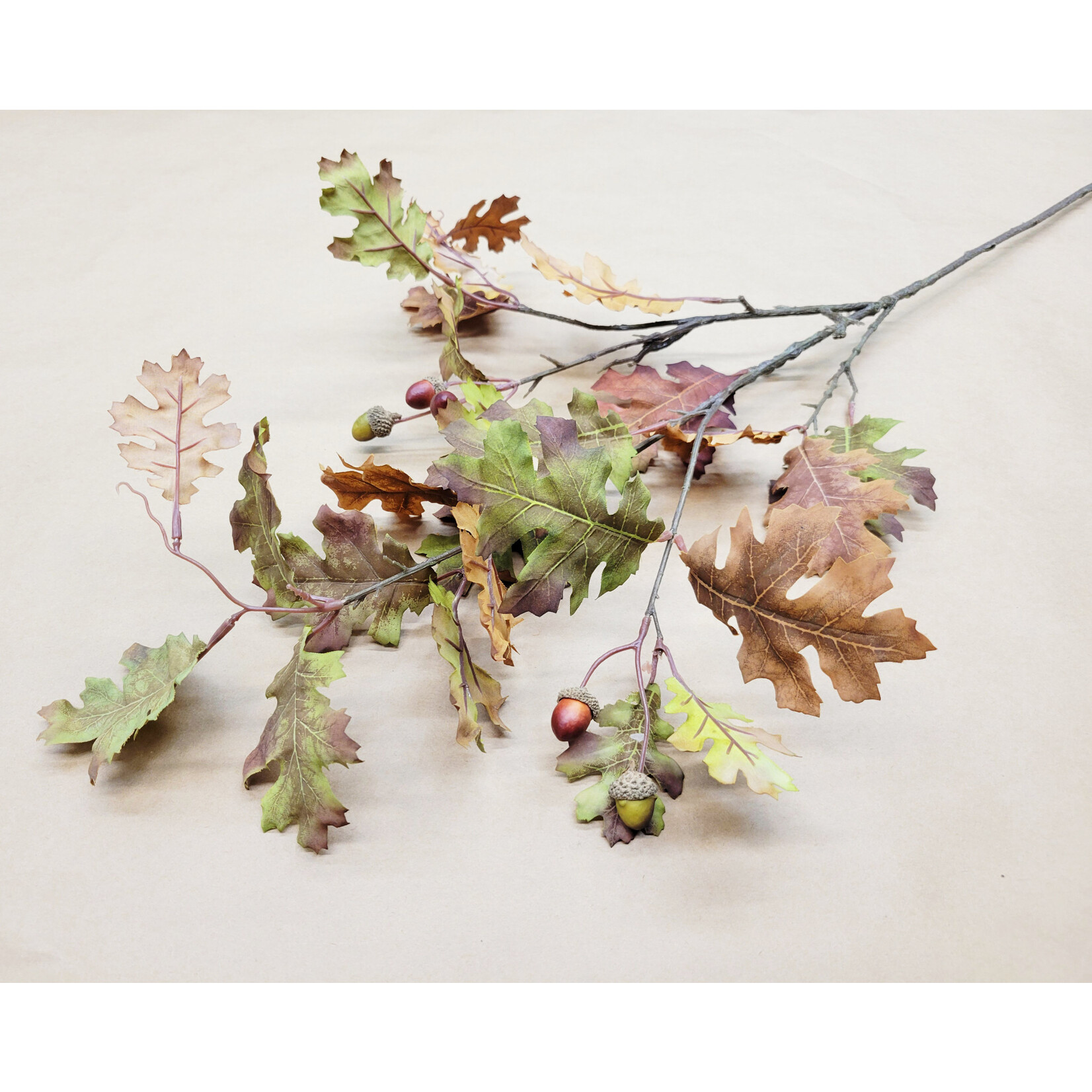 38" OAK LEAF STEM WITH ACORN GREEN