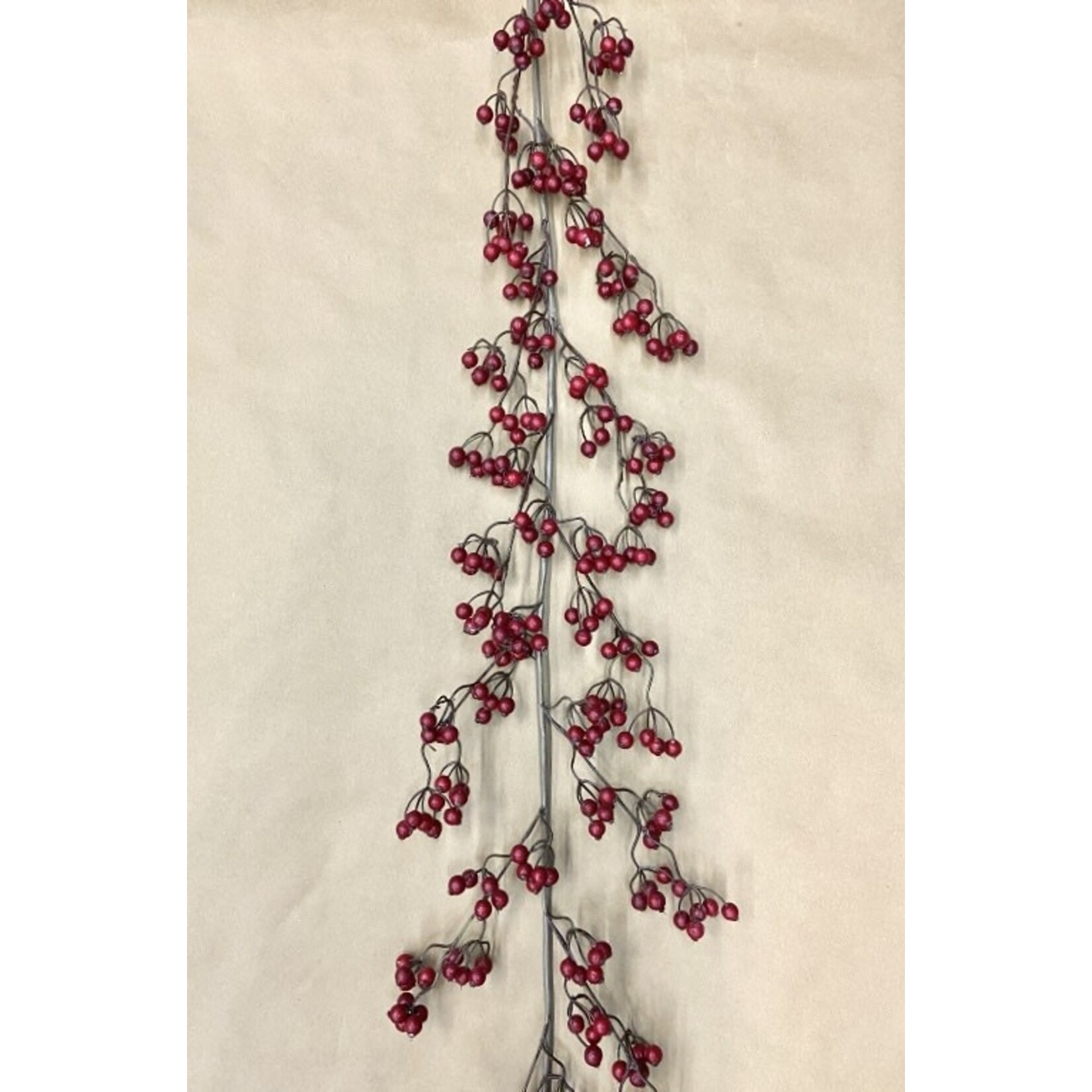 72" BERRY GARLAND RED