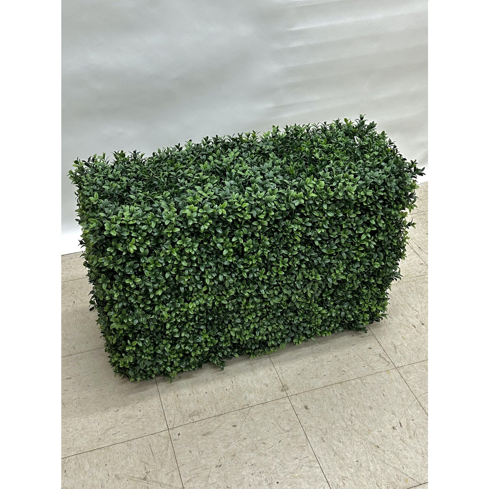 32”X20”X12” BOXWOOD FENCE GREEN
