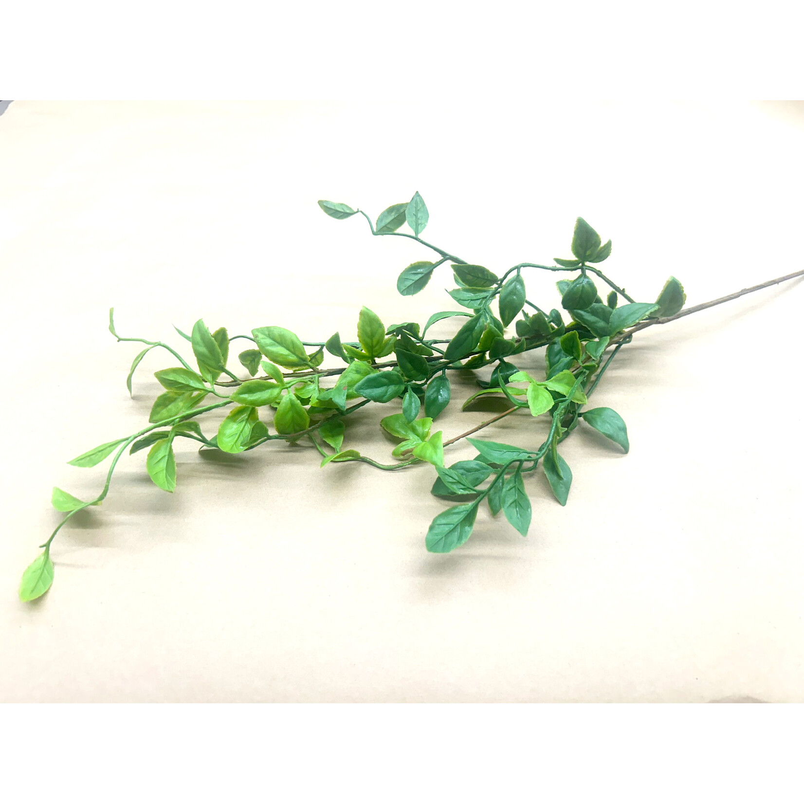 32" NANDINA LEAF SPRAY GREEN