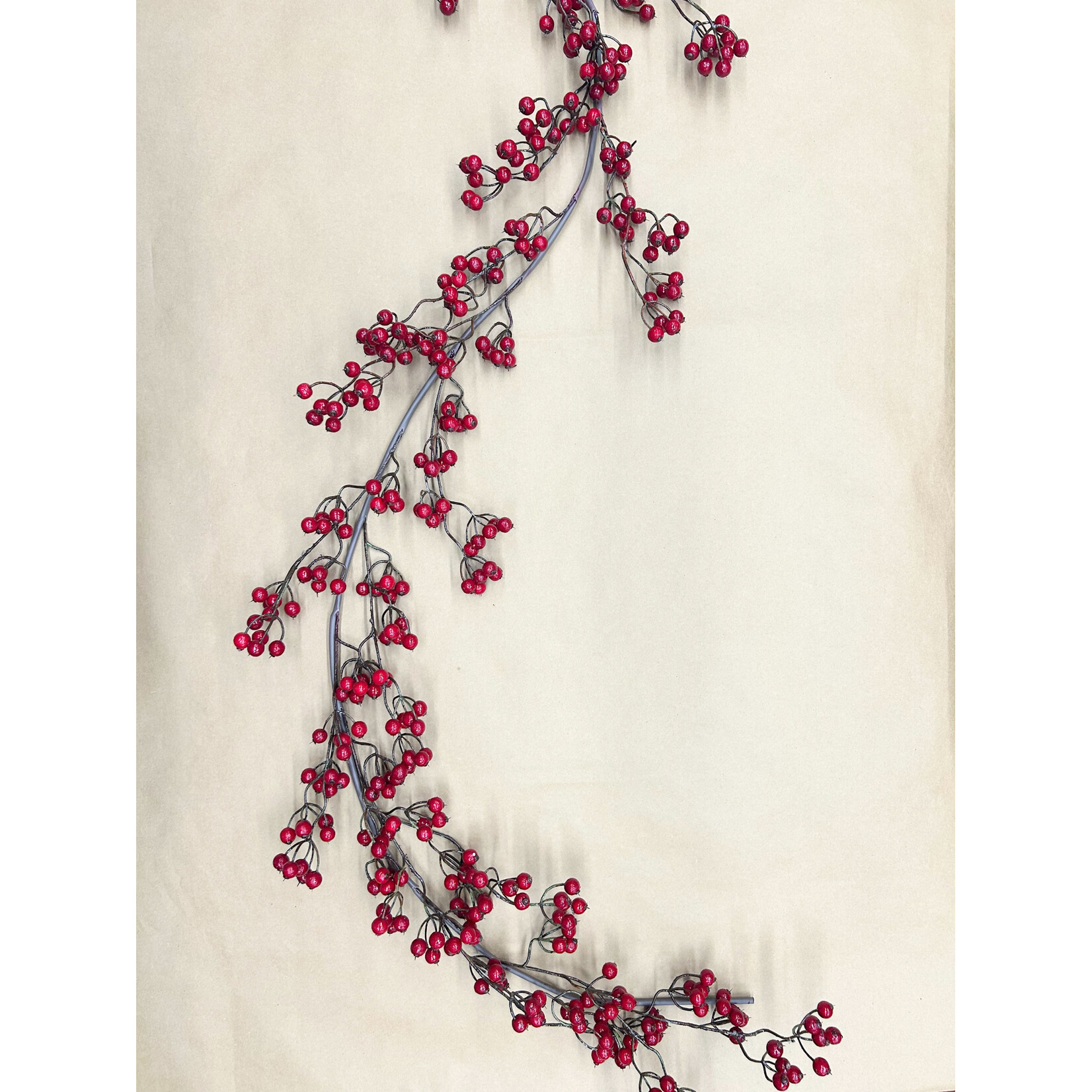 72" BERRY GARLAND RED