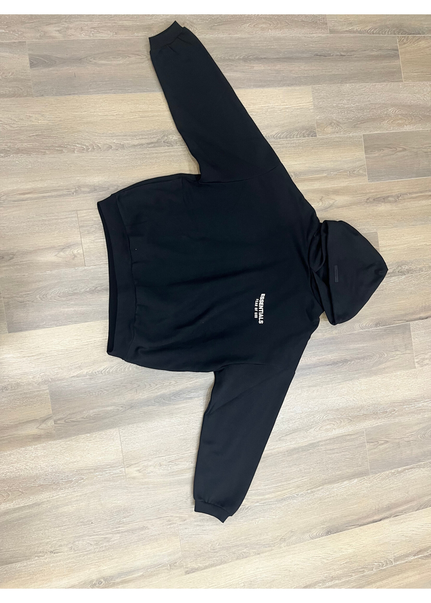 pull essentials noir