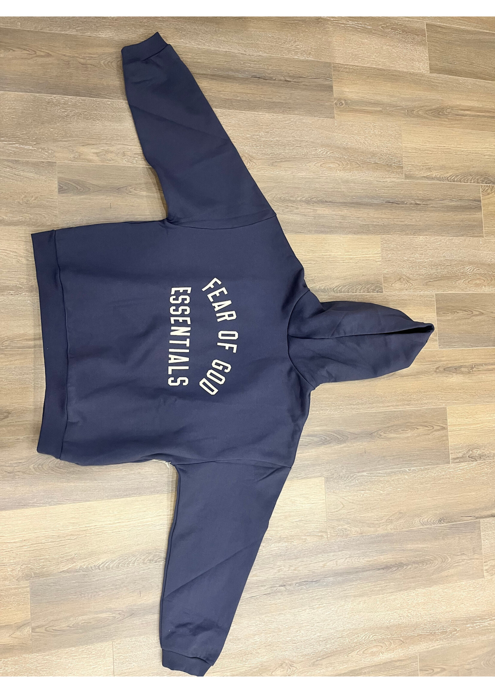 pull essantials bleu