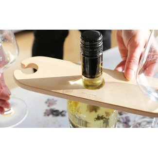 Kikkerland Designs One Hand Wine Server