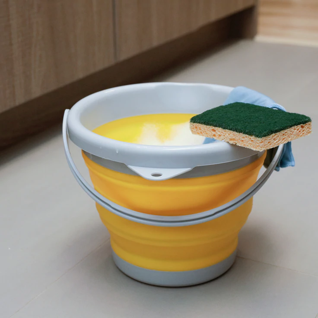 Kikkerland Designs Collapsible Bucket 5L Yellow