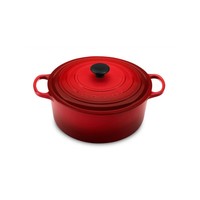 Le Creuset cherry red 6.7L round cauldron