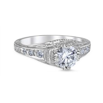 Antique Style Engagement Ring