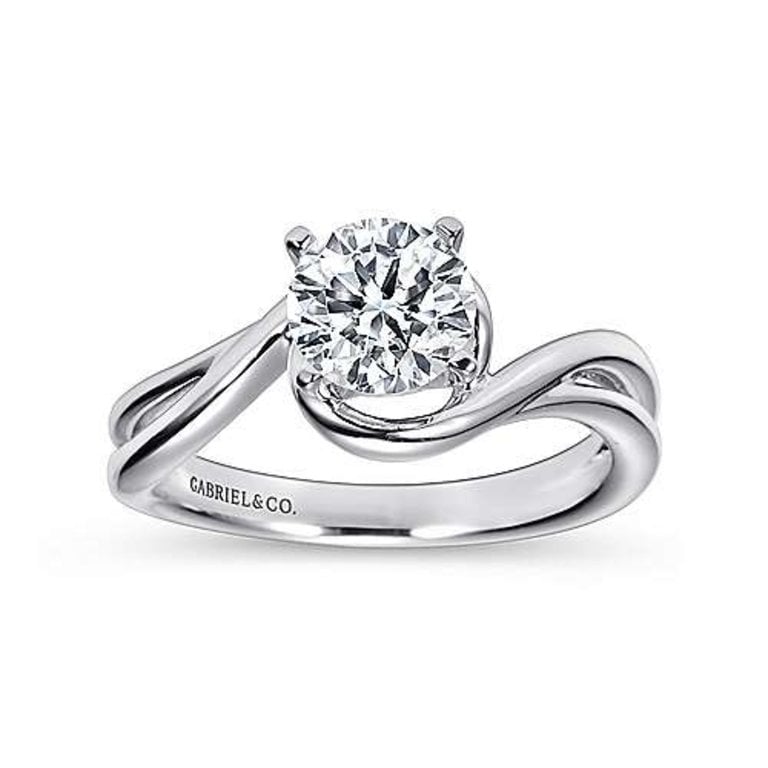 Bypass solitaire engagement ring