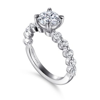 Single Prong Engagement Ring