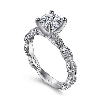 Antique Style Engagement Ring