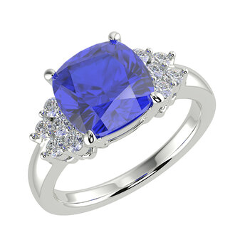 Tanzanite & Diamond Ring