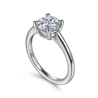 Round Diamond Solitaire Engagement Ring