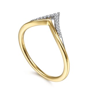 Two-Tone Diamond Chevron Ring