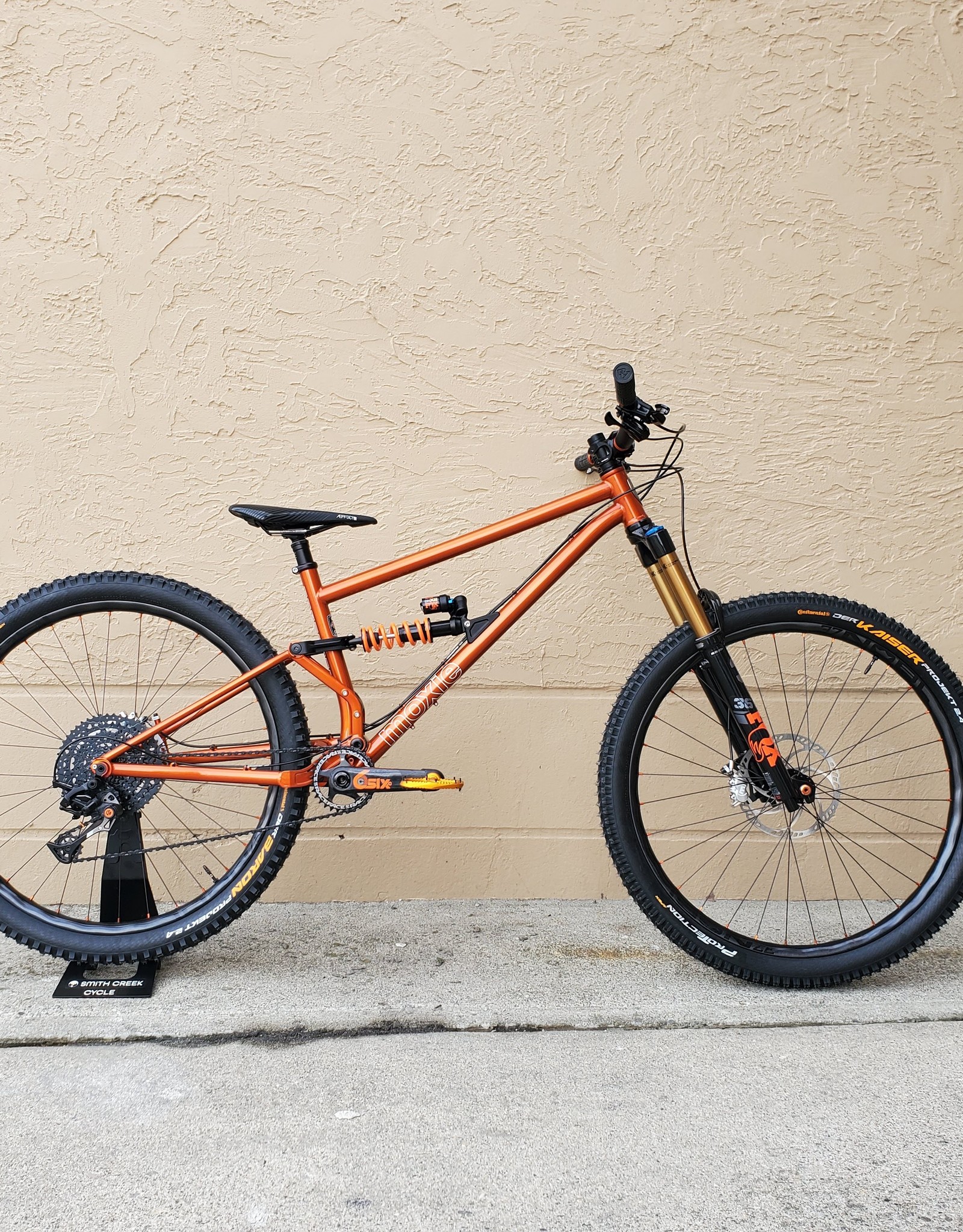 orange enduro bike