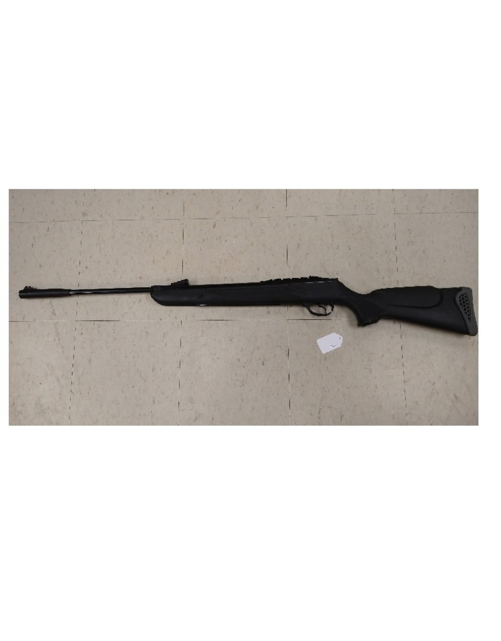 Hatsan *PRE-OWNED* .177 Cal Hatsan 125 Break Barrel Spring Rifle - Black Synthetic  with Open Sights