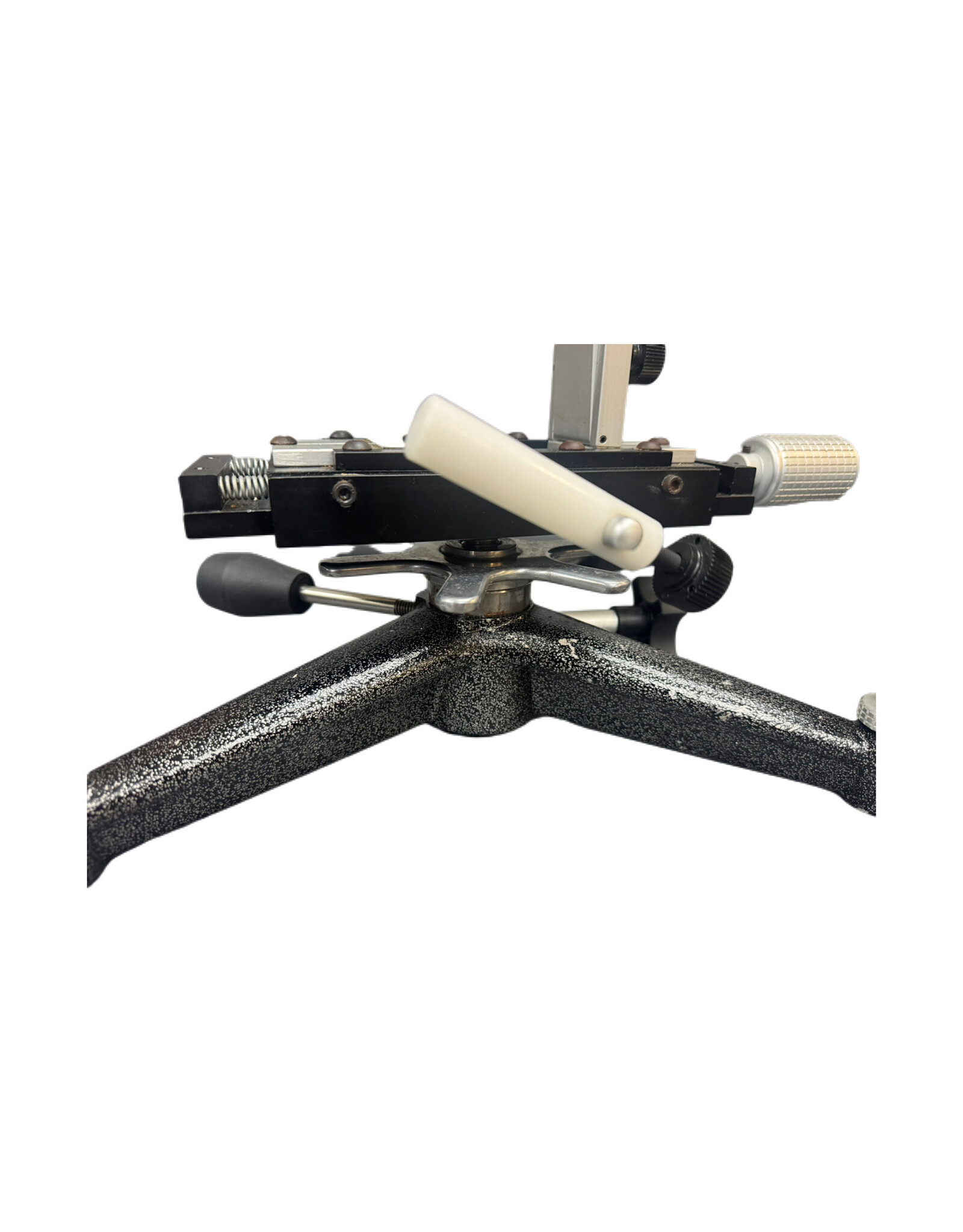 **PRE-OWNED** BALD EAGLE TRIANGLE SHOOTING REST