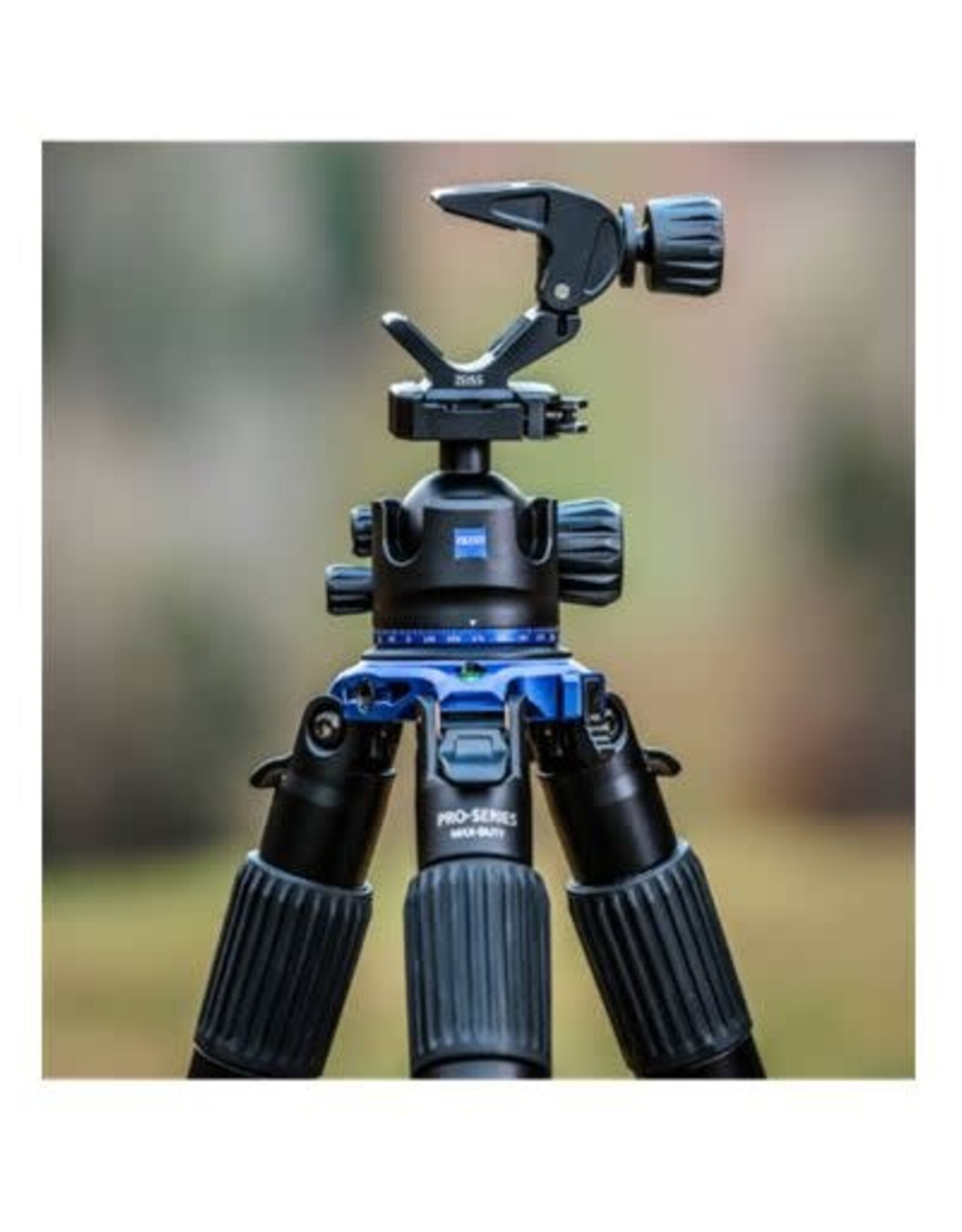 ZEISS - Sport Optics - Scopes and Binoculars ZEISS Bino Clamp holds various sizes / brands of binoculars atop a tripod