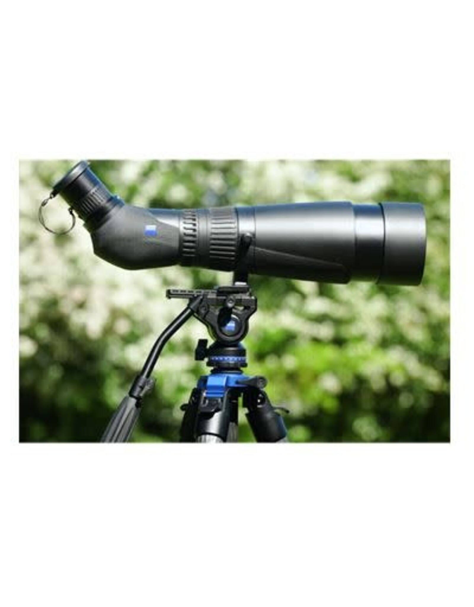 ZEISS - Sport Optics - Scopes and Binoculars ZEISS Pro-Series Lightweight Tripod Kit: 3/8-inch thread-on fluid head with extendable handle.  Extended twist-lock system, 3-section carbon fiber legs (28/25/22 mm dia.) and neoprene pads.