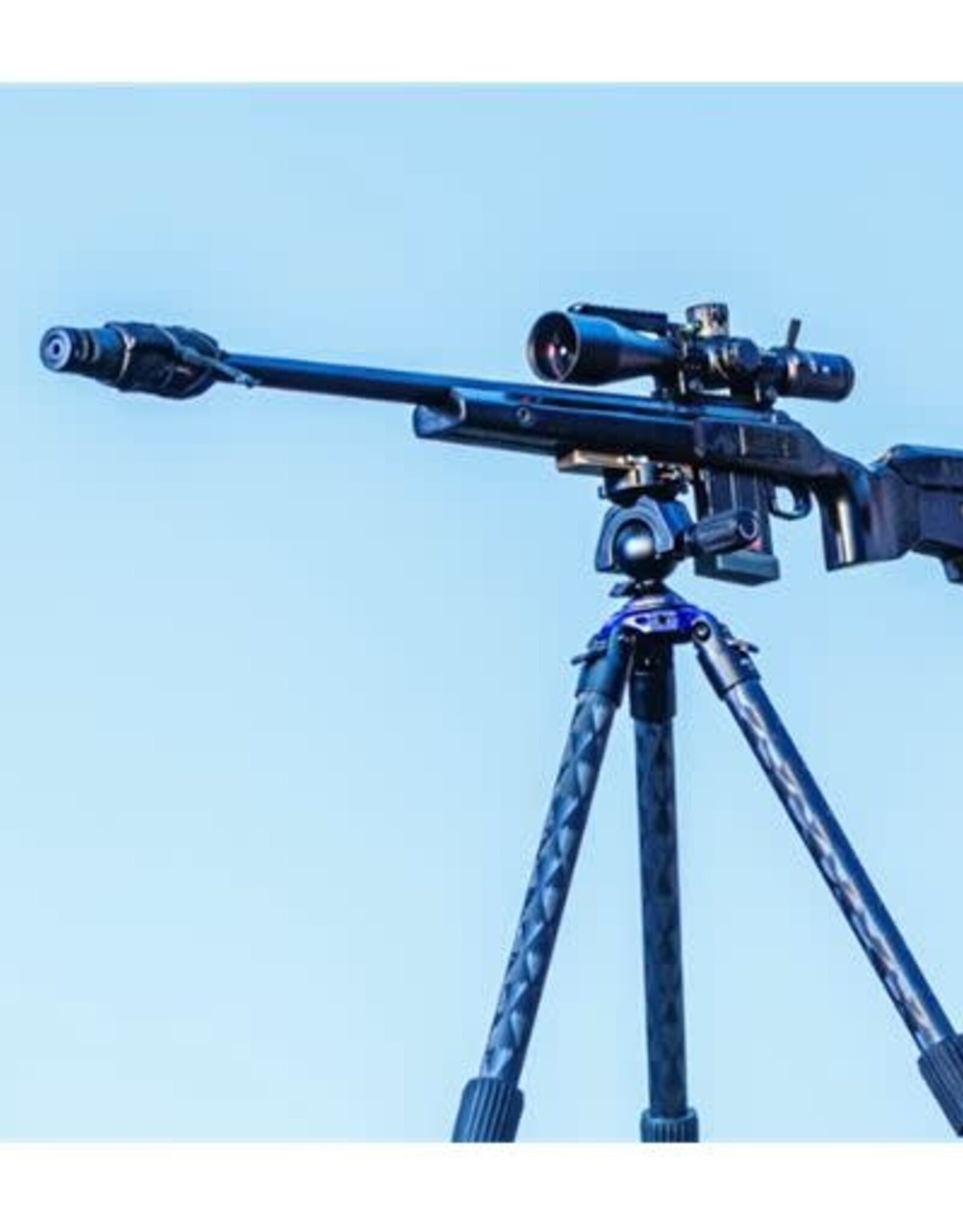 ZEISS - Sport Optics - Scopes and Binoculars Pro-Series Max-Duty V Tripod Kit: Versatile 60 mm ball head - up to 115 degrees of adj. Single-point adj. system for inverted, 3-section carbon fiber legs (36/40/44 mm diameter)