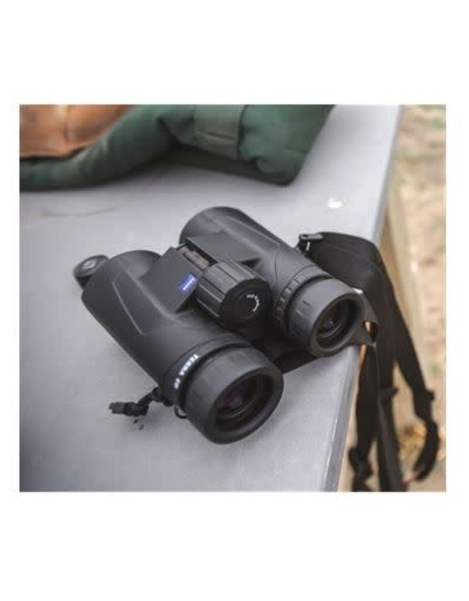 ZEISS - Sport Optics - Scopes and Binoculars ZEISS Terra ED 8x32 Gray Binoculars
