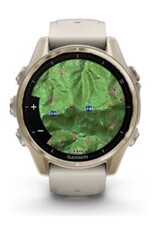 Garmin fēnix® 8 – 43 mm, AMOLED, Sapphire, Soft Gold with Fog Gray/Dark Sandstone Silicone Band