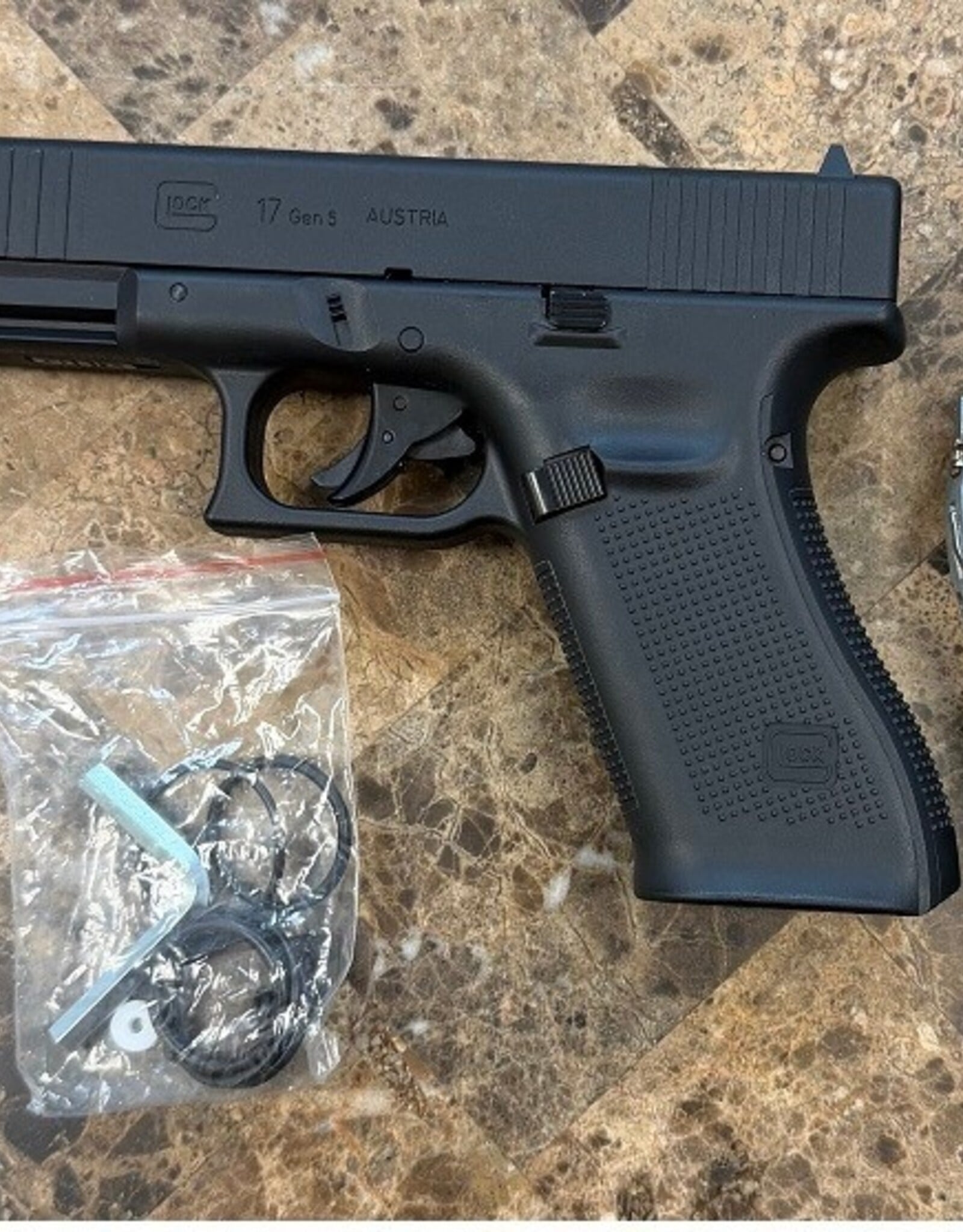 Umarex **PRE-OWNED** GLOCK GEN5 .177