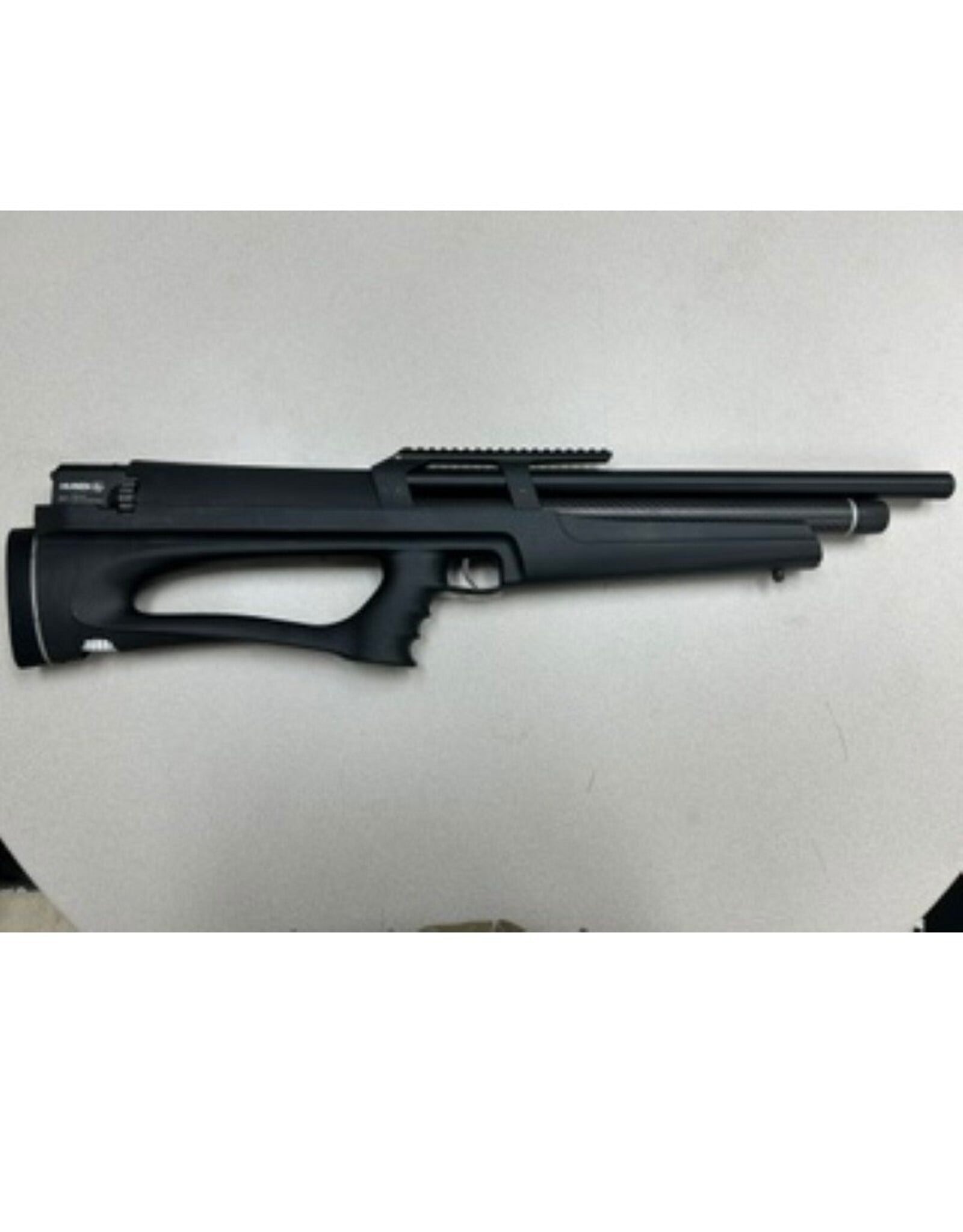 Huben ** Pre-Owned ** .22 Cal | 19 Rd | K1 Semi-Auto PCP Bullpup with Synthetic Stock by Huben - 2021