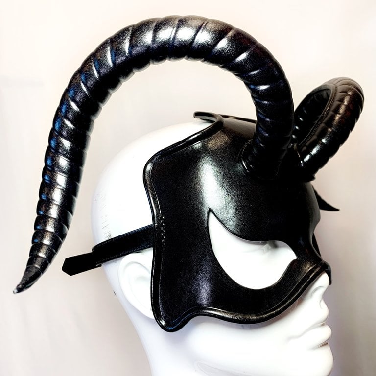 CECILIO LEATHER DESIGNS Curved Horns Ram Face Mask