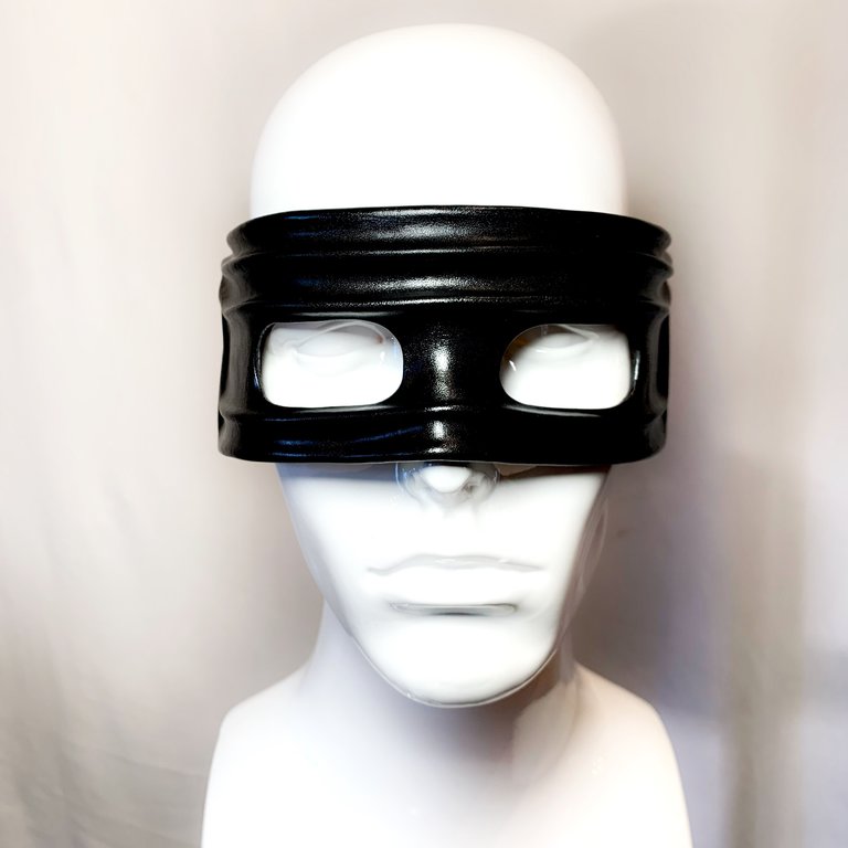 CECILIO LEATHER DESIGNS Rippled Masquerade Mask